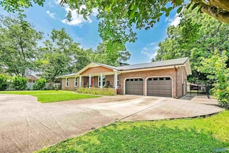 1502 5th Ave, Athens, AL 35611