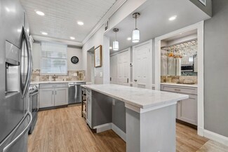 100 Paradise Harbour Blvd Unit 208, North Palm Beach, FL 33408