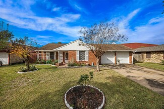 8814 Glenloch Dr, Houston, TX 77061
