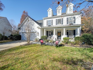 5076 Timber Falls Dr, Fort Mill, SC 29707
