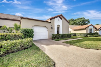 8326 Mooring Cir, Boynton Beach, FL 33472