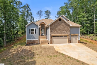 2705 Brook Hollow Dr, Seneca, SC 29678