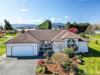 10 Donaper Rd, Sequim, WA 98382