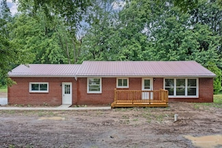 5676 State Route 61 S, Shelby, OH 44875
