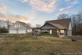 20136 W Chicken Creek Rd, Cookson, OK 74427