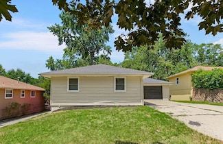 414 E 91st St, Kansas City, MO 64131