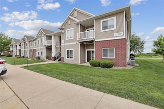 5801 SE 24th St Unit 65, Des Moines, IA 50320