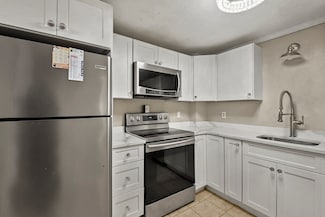 100 Cove Way Unit 204, Quincy, MA 02169