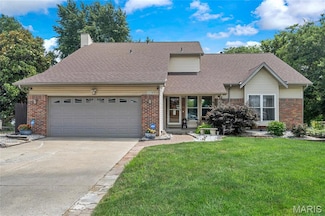 116 Shirewood Dr, Saint Charles, MO 63303