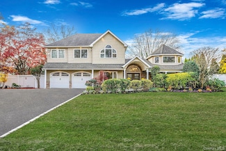 310 Terry Rd, Smithtown, NY 11787