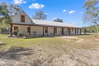 147 Catahoula Rd, Ponce de Leon, FL 32455