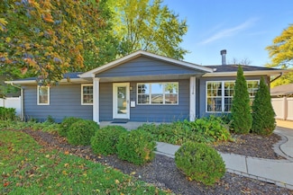 404 Sweetbriar Place, Plano, IL 60545