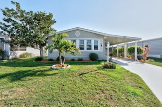 909 Hyacinth Cir, Sebastian, FL 32976