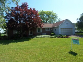 43 2nd Ave, Muncy, PA 17756