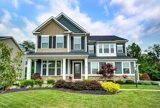 719 Cliff View Dr, Galena, OH 43021