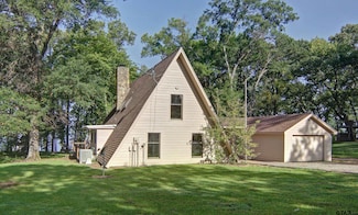 569 Rs County Road 3446, Emory, TX 75440
