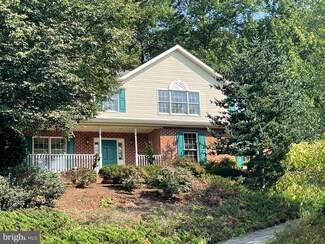 10864 Partridge Dr, Waynesboro, PA 17268