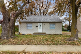 1123 Huntington Ave, Sandusky, OH 44870