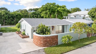 6 Silver Springs Dr, Key Largo, FL 33037