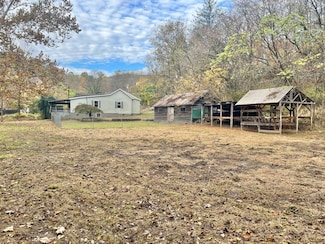 3084 Paw Creek Rd, Rivesville, WV 26554