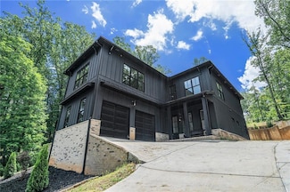 4276 Lindsey Way NE, Roswell, GA 30075