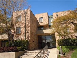 1931 Prairie Square Unit 321, Schaumburg, IL 60173