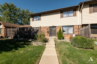 7324 Winthrop Way Unit 3, Downers Grove, IL 60516