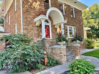 8 Duncan Park, Jacksonville, IL 62650