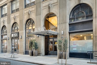 1425 Locust St Unit 4F, Philadelphia, PA 19102