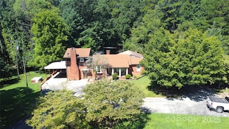1108 Pine Hill Rd, Asheboro, NC 27205