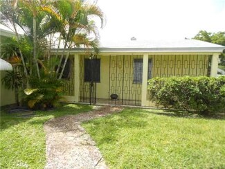 390 NW 122nd St, North Miami, FL 33168
