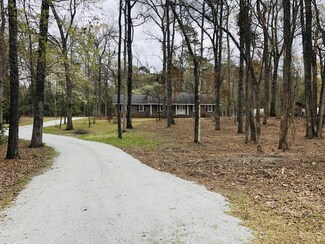 202 W Rock Creek Rd, New Bern, NC 28562
