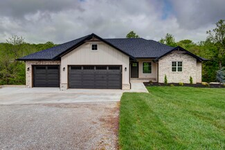385 Plumtree Dr, Ozark, MO 65721