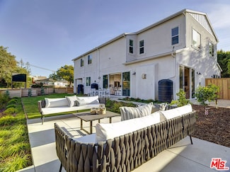 5600 W 78th St, Los Angeles, CA 90045