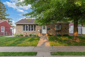 2196 Waukon Ave, Saint Paul, MN 55119