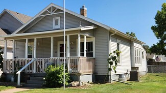902 E Elm St, Salina, KS 67401
