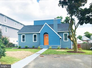 7705 Bay Front Rd, Sparrows Point, MD 21219