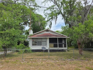 823 NE 4th St, Ocala, FL 34470