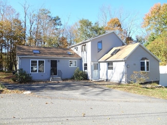 16 Young St, Cherry Valley, MA 01611