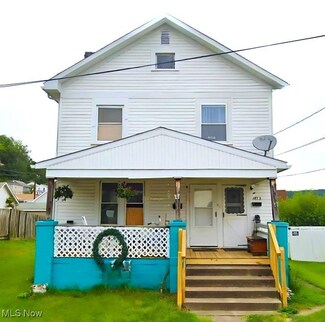 330 Center St, Weirton, WV 26062
