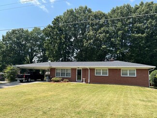 309 Clover Ln, Danville, VA 24540