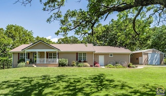 1375 Labette Rd, Ottawa, KS 66067