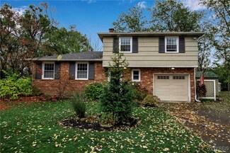 209 Thistle Lea, Buffalo, NY 14221