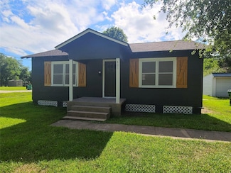 401 N Tinsley St, Angleton, TX 77515