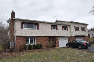 6 Donna Cir, Pottsville, PA 17901