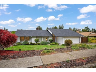 2492 Donegal Ct, West Linn, OR 97068