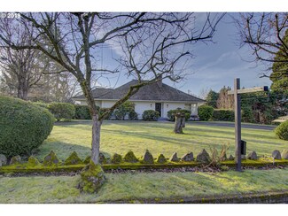 1211 NW 43rd St, Vancouver, WA 98660