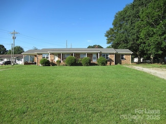 2084 Shuford Rd, Lincolnton, NC 28092