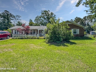 439 Kelly Rd, Wilmington, NC 28409
