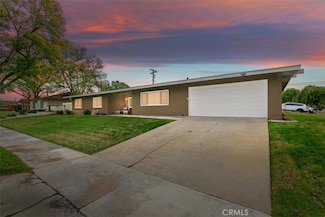 2372 Elsinore Rd, Riverside, CA 92506